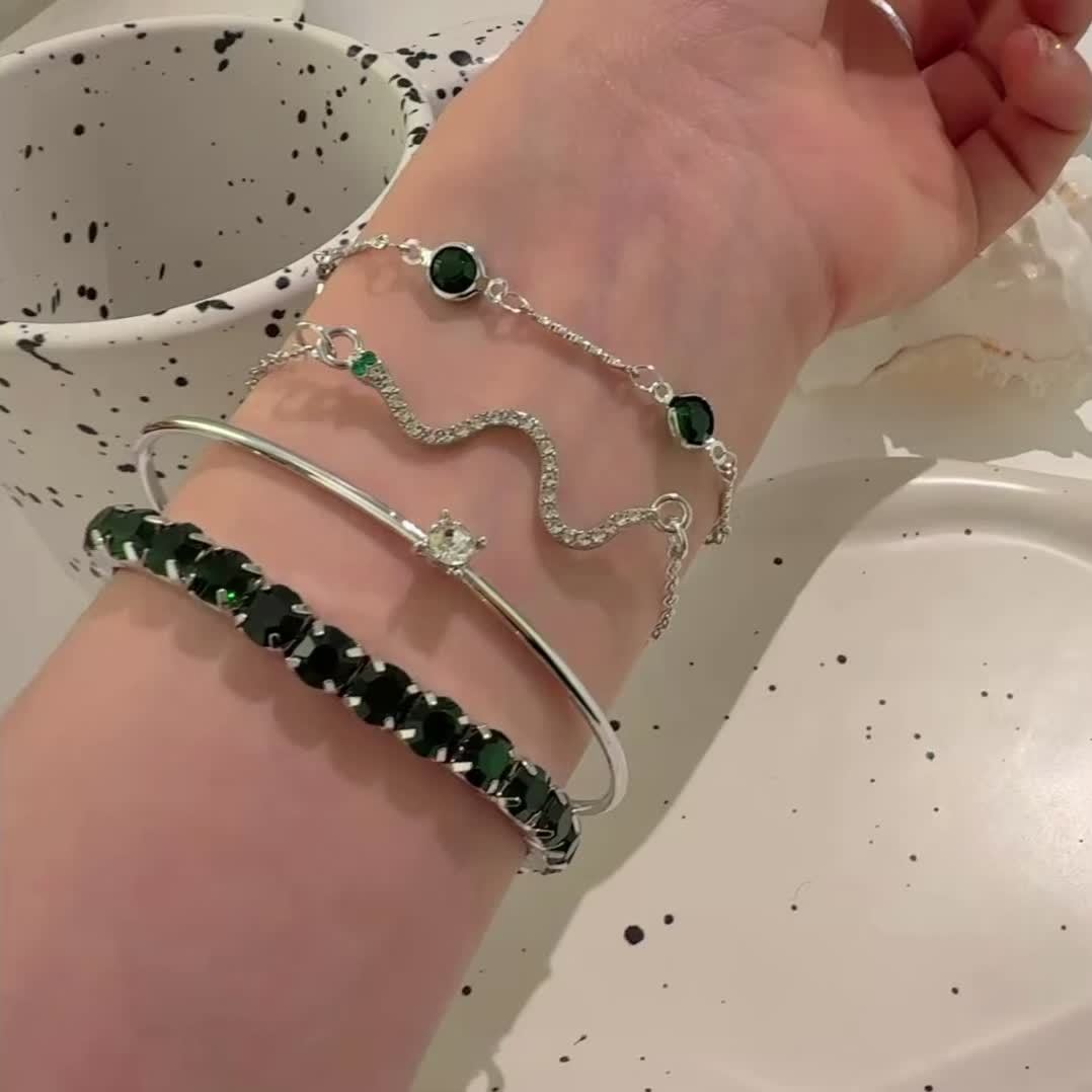 The Emerald Snake Bracelet Set — 4pcs