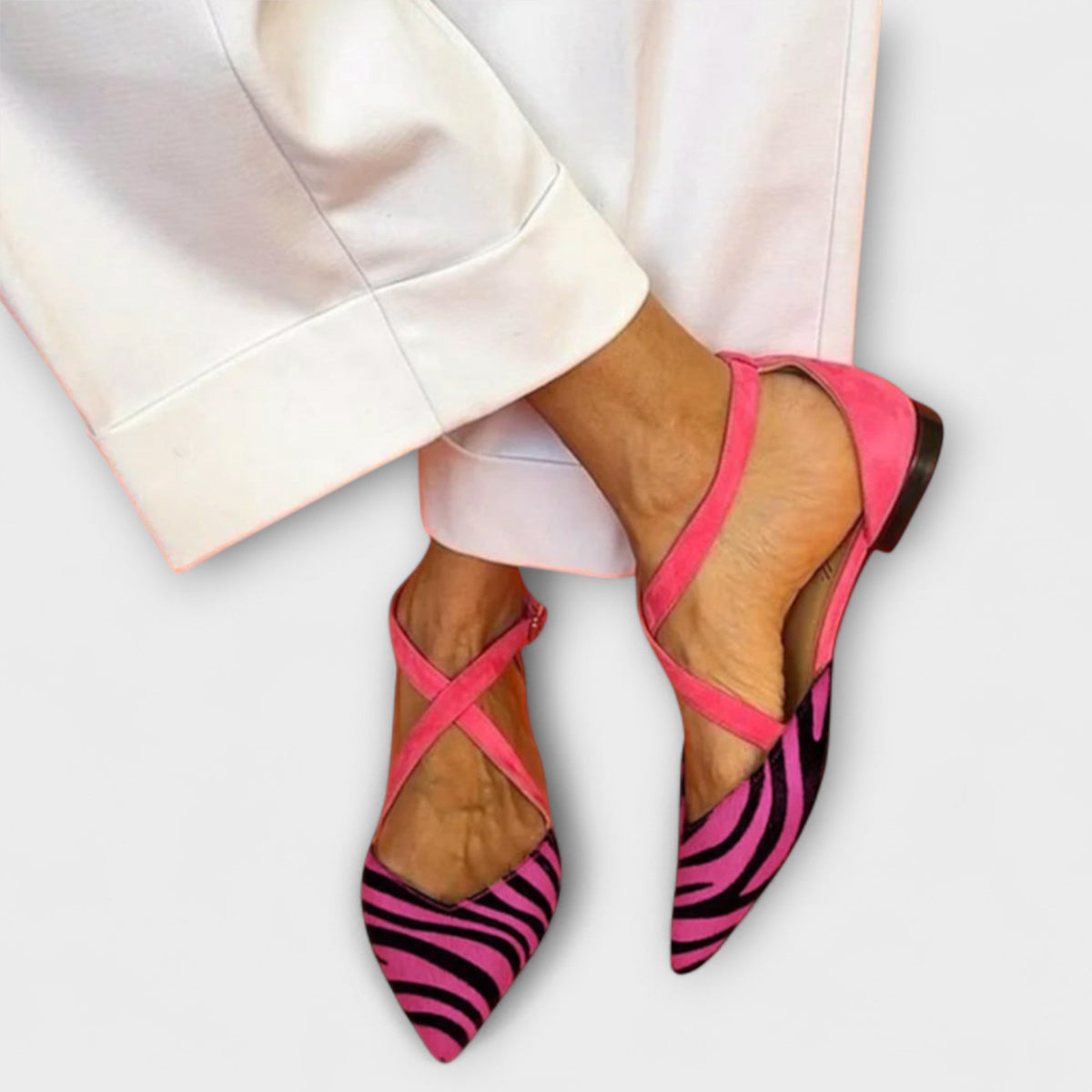 GABRIELLE - BAND DETAIL LOAFERS
