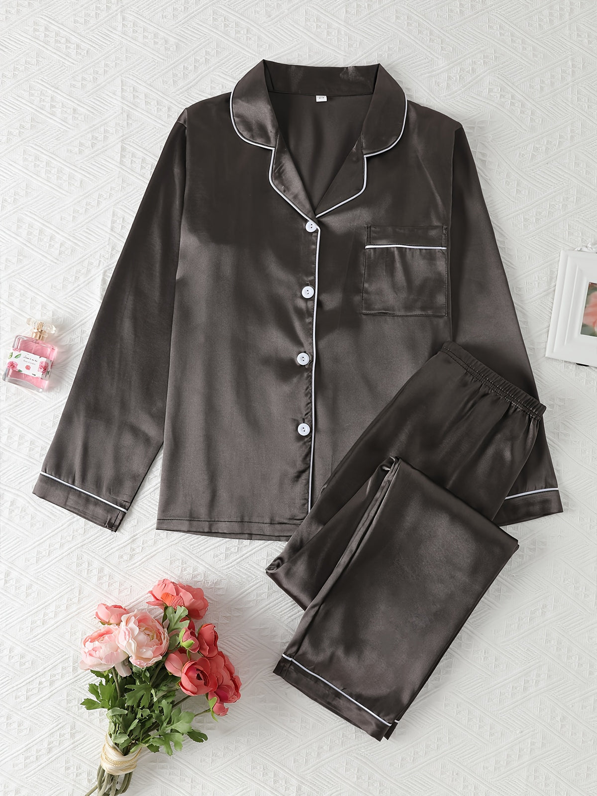 Autumn-Winter High-Quality Solid Color Satin Pajama Set, Comfortable Long-Sleeve Top and Comfortable Elastic Waistband Pants