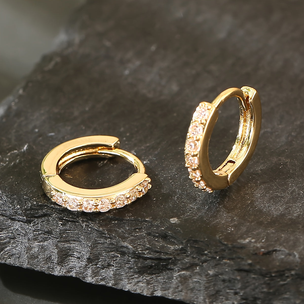 Green Zirconia Ear Buckle Earring
