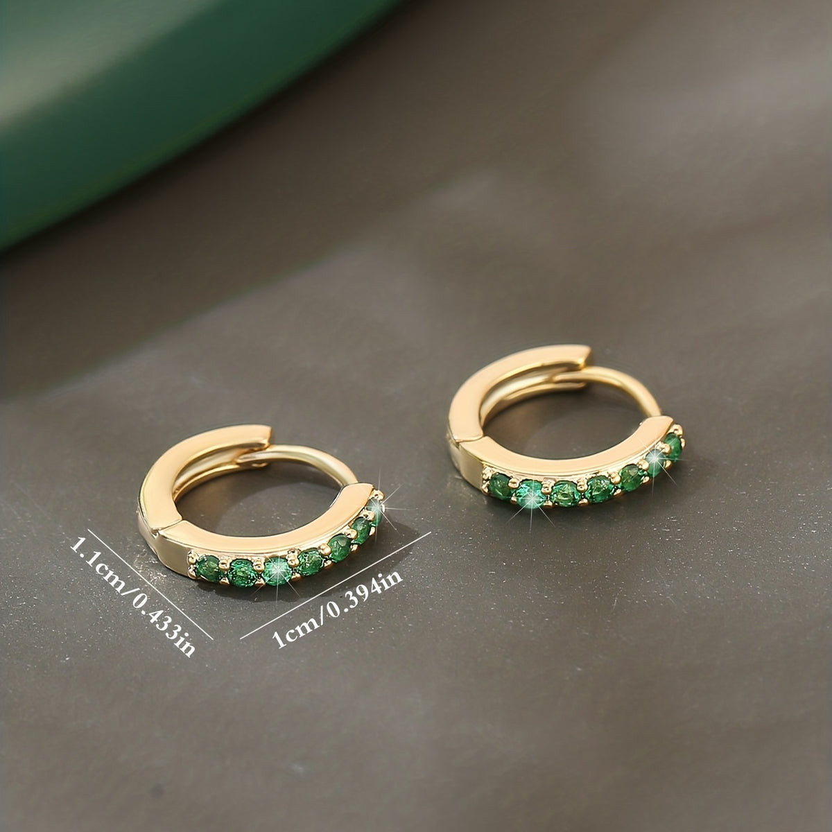 Green Zirconia Ear Buckle Earring