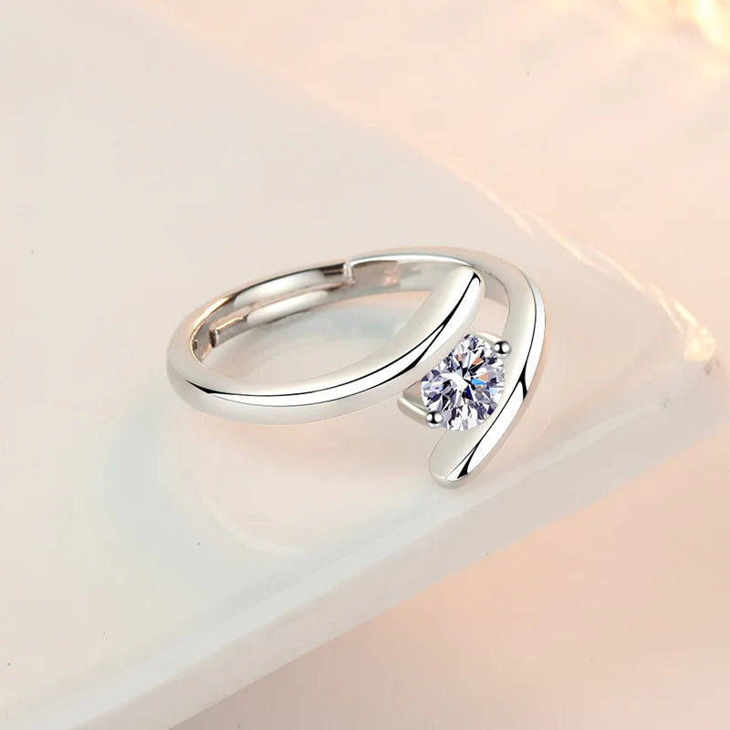 The Luxe Zirconia Ring