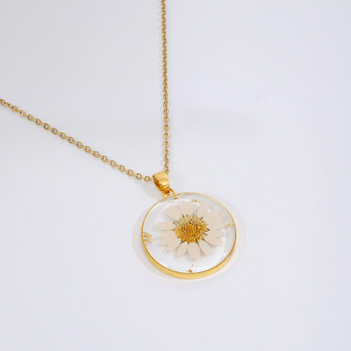 The Birth Flower Necklace