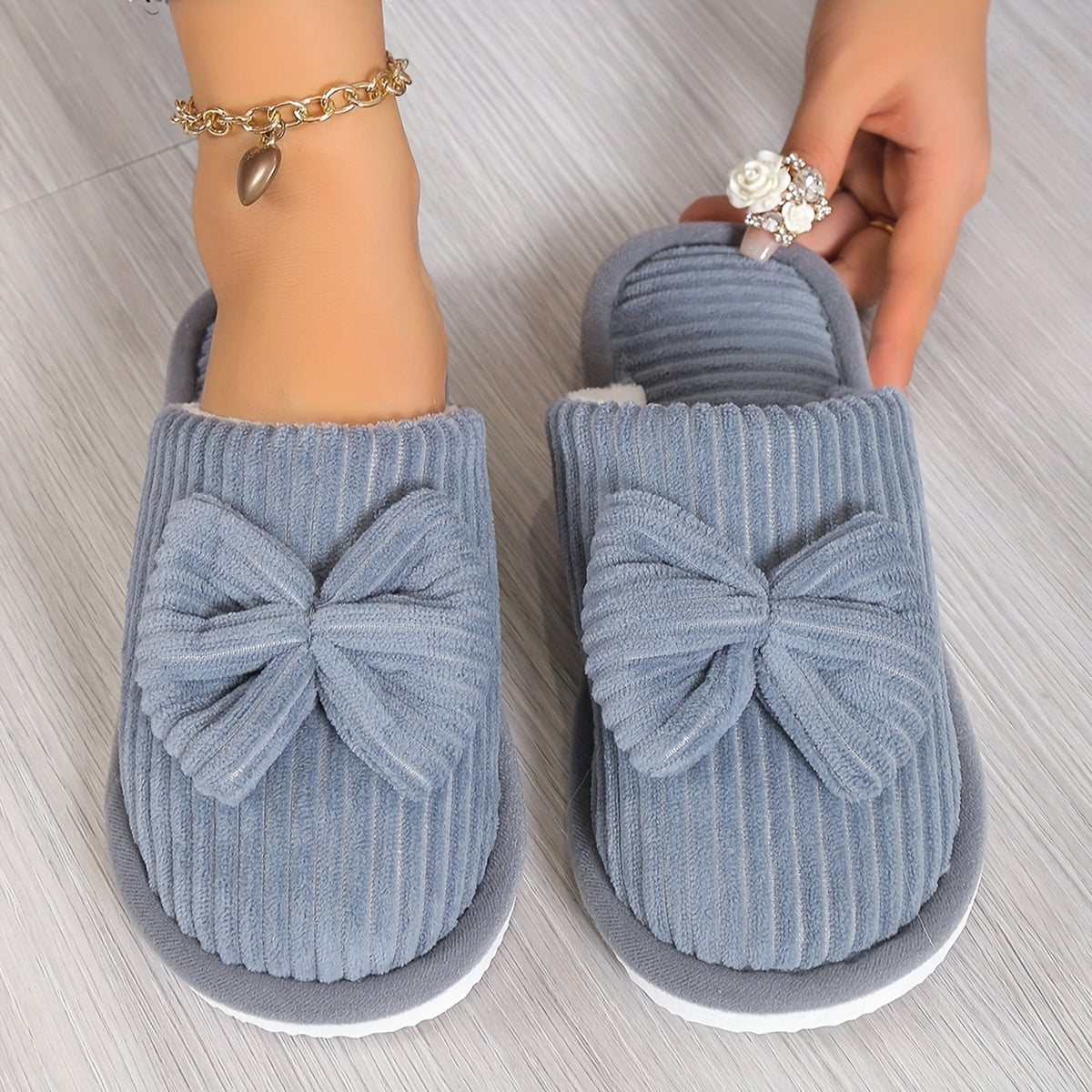 The Cozy Fleece Winter Slippers