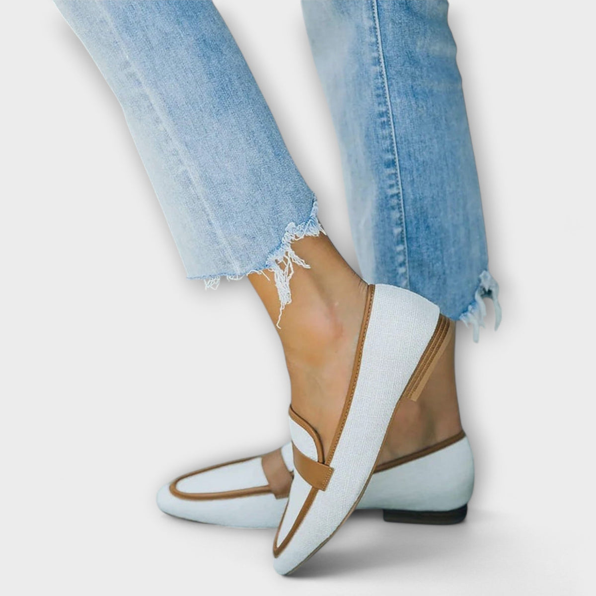 BIANCA - RETRO STYLE LOAFER