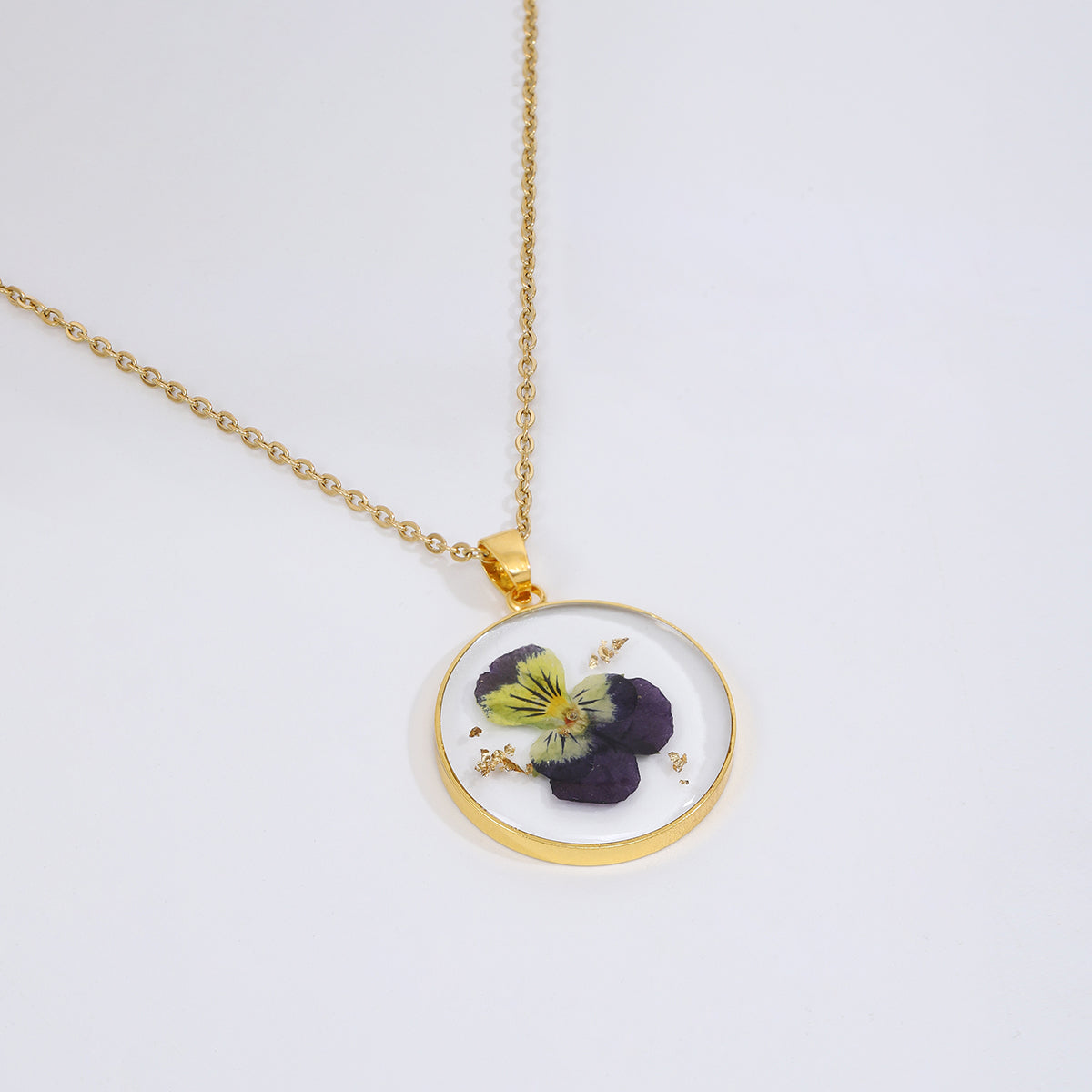 The Birth Flower Necklace
